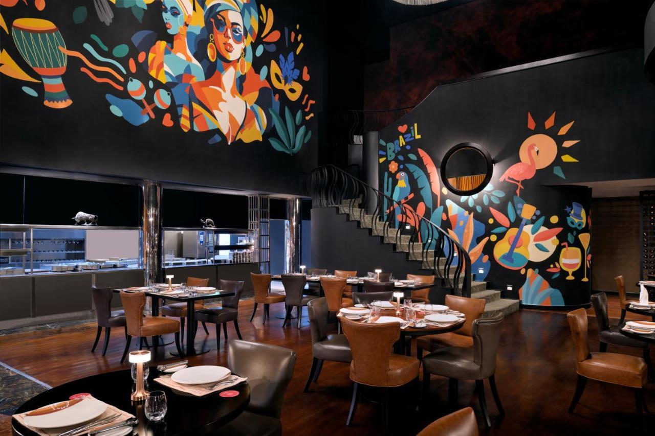 Intercontinental Abu Dhabi By Ihg Hotel Exterior foto Interior of the restaurant